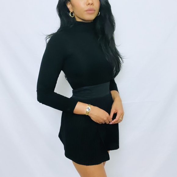 Tularosa | Black Celeste High Waist Shorts M NWT - Picture 9 of 13